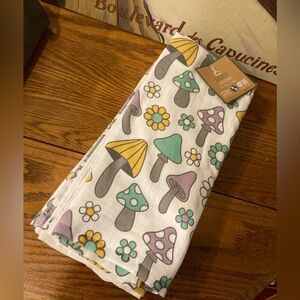 Kitchen Towel Set - 3, Mushrooms - NWT